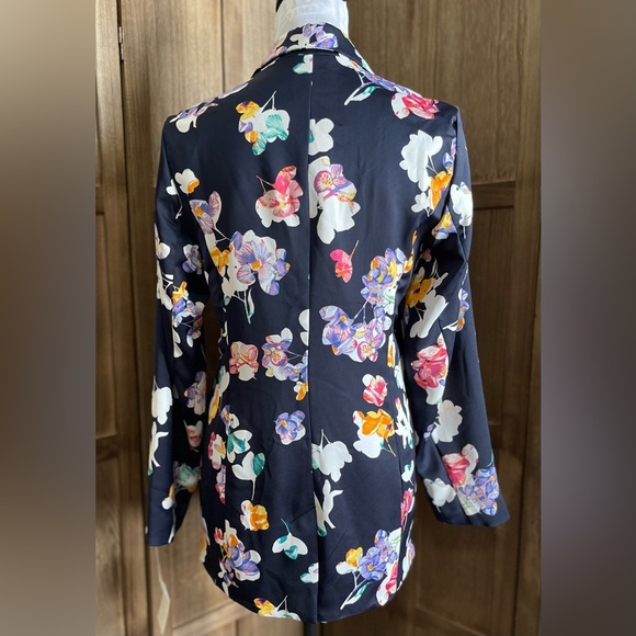 NWT A New Day Women’s Vibrant Floral Blazer. - Picture 5 of 9